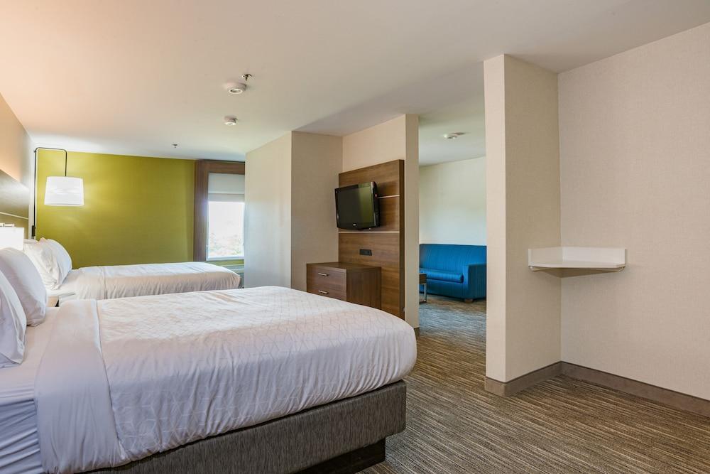 Holiday Inn Express Hotel & Suites Swansea By Ihg Dış mekan fotoğraf