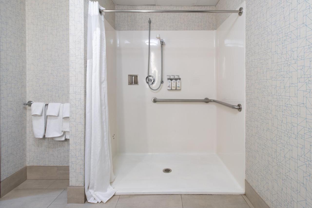 Holiday Inn Express Hotel & Suites Swansea By Ihg Dış mekan fotoğraf